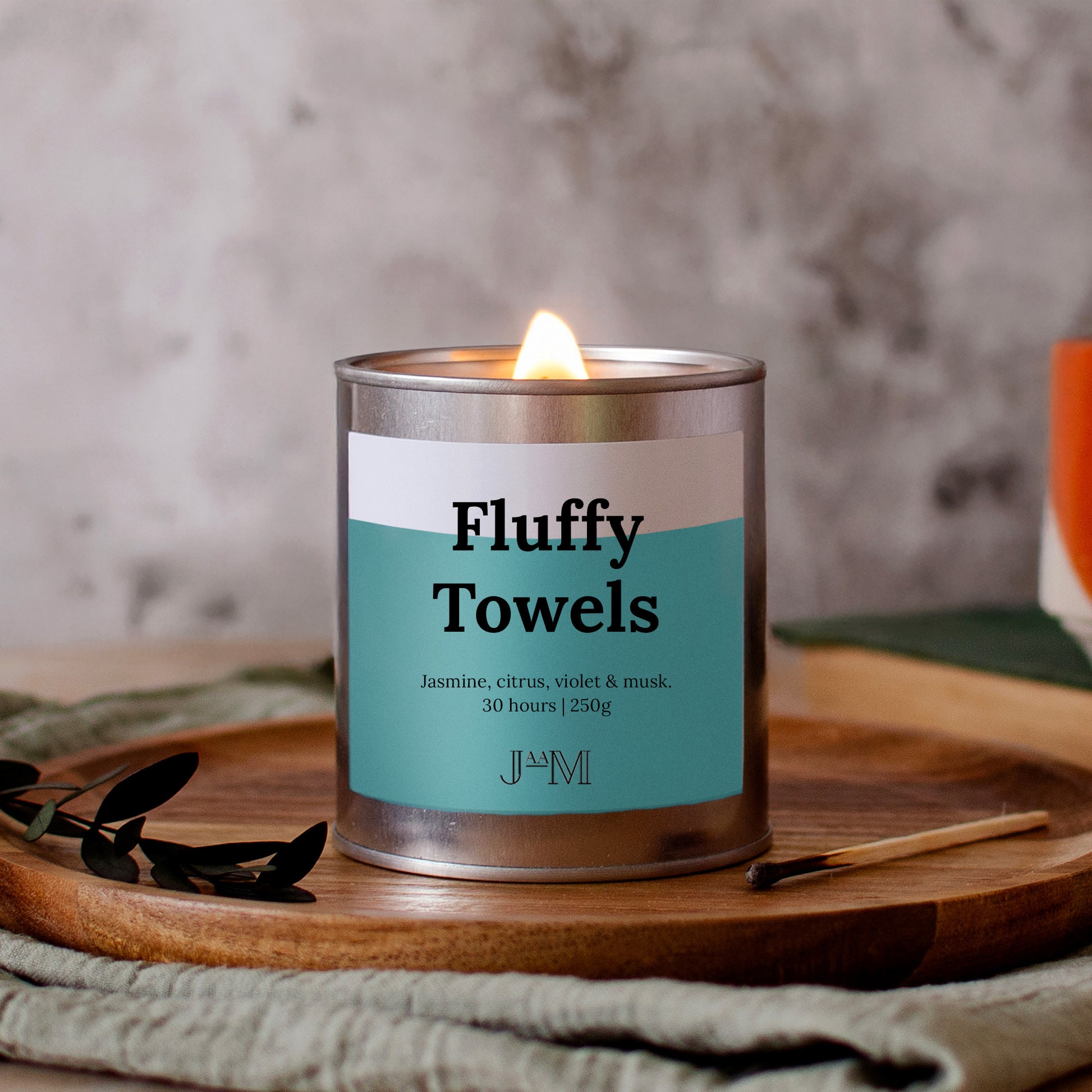 Fluffy Towels Wood Wick Candle - My Store