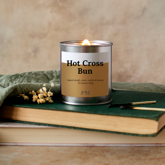 Hot Cross Bun Wood Wick Candle - My Store