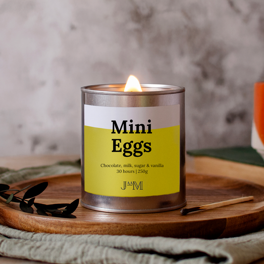Mini Eggs Wood Wick Candle - My Store