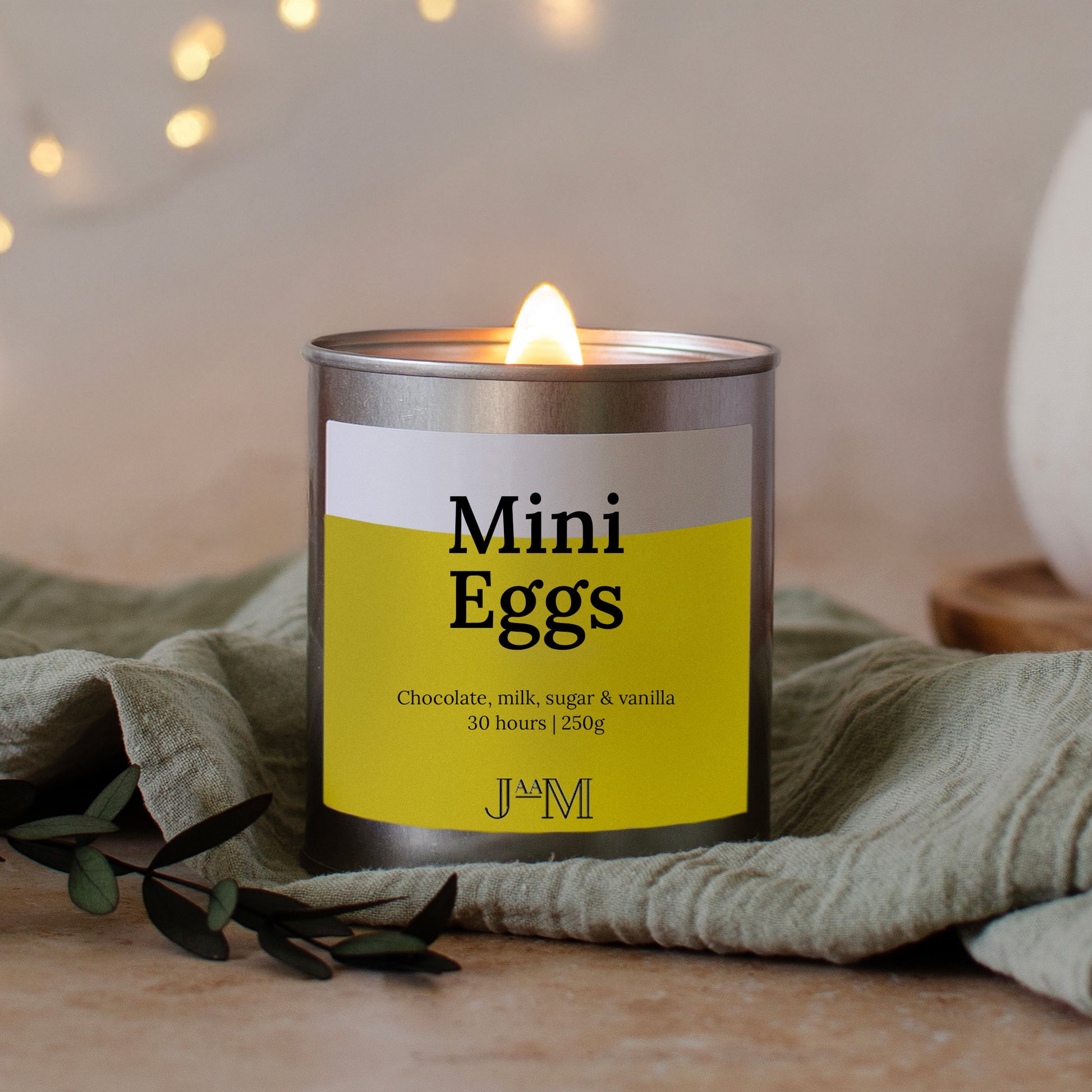 Mini Eggs Wood Wick Candle - My Store