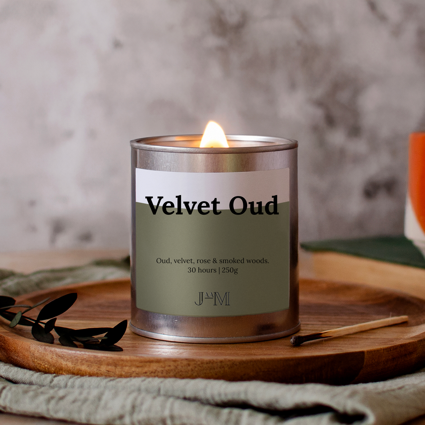 Velvet Oud Wood Wick Candle - My Store