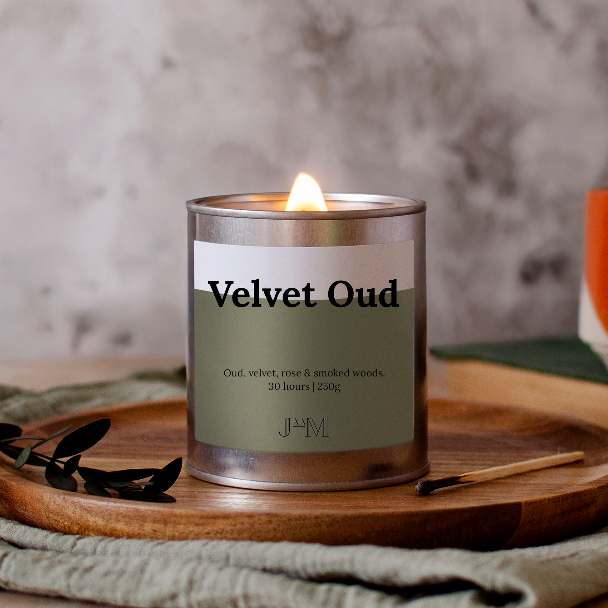 Velvet Oud Wood Wick Candle - My Store