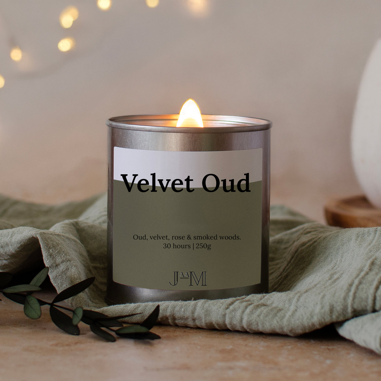 Velvet Oud Wood Wick Candle - My Store