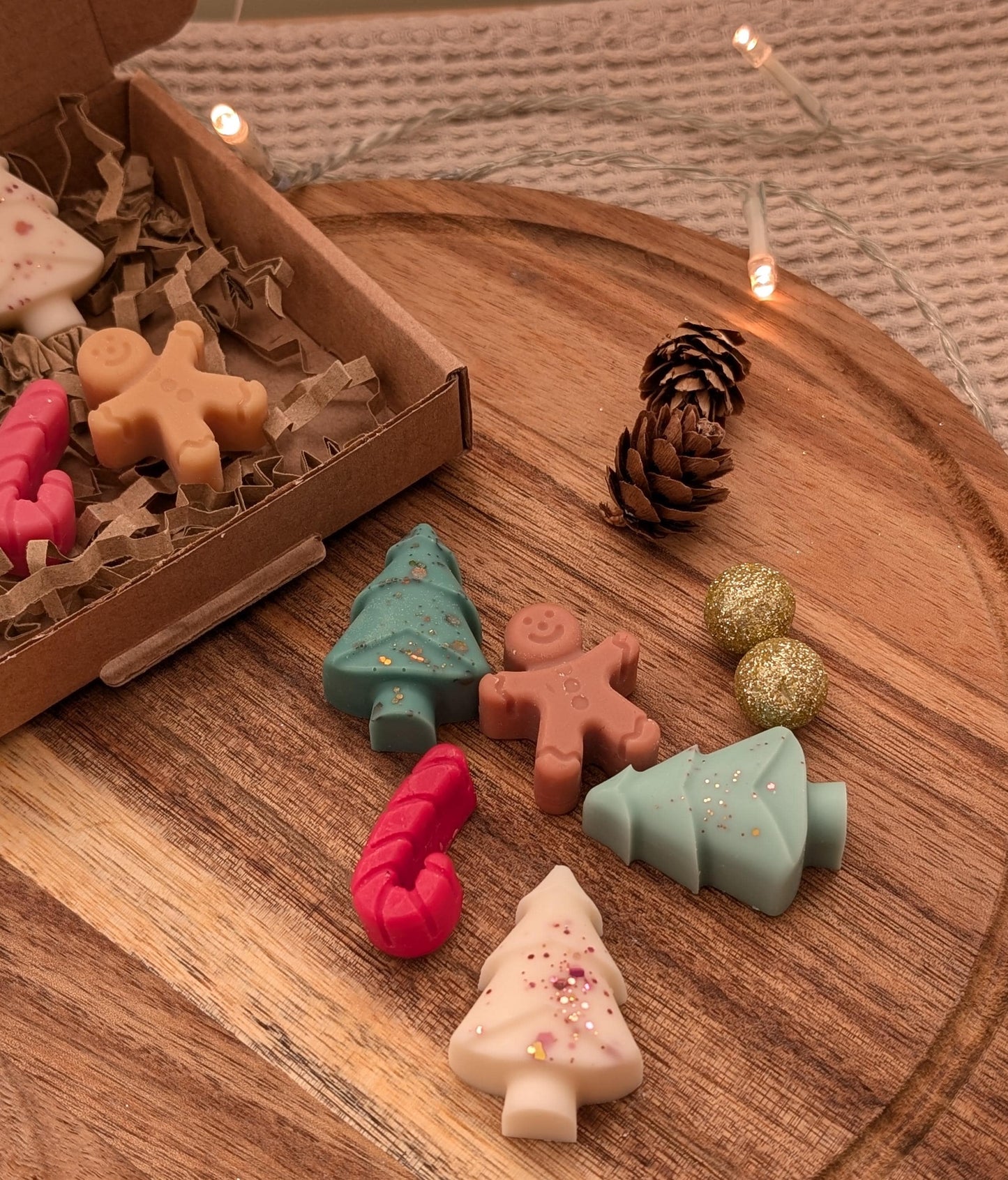 Christmas wax melt selection box. Christmas home decor. - My Store