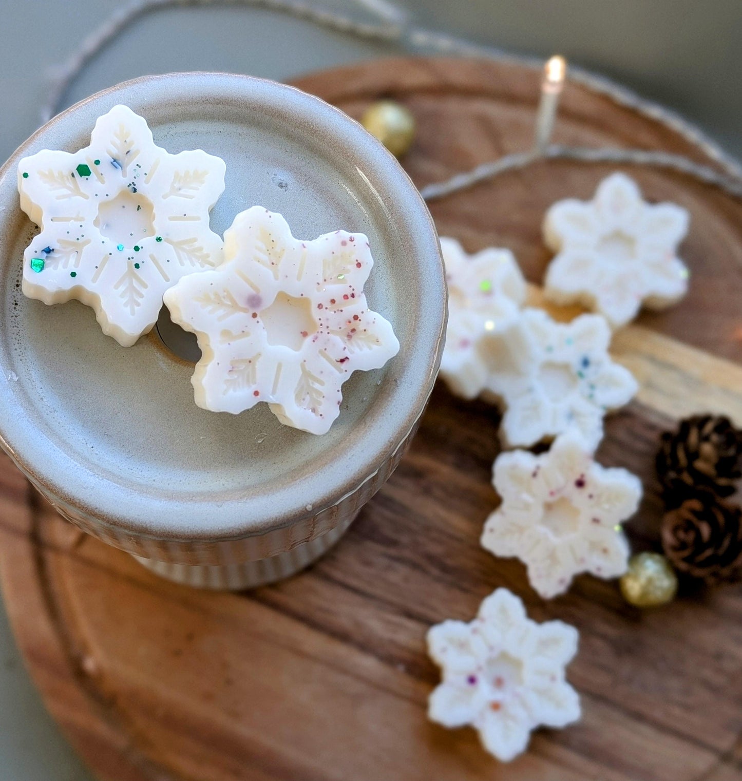 Snowflake wax melts. Christmas wax melts. Christmas decor wax melts. Snowflake decor. Wax melt gift set - My Store